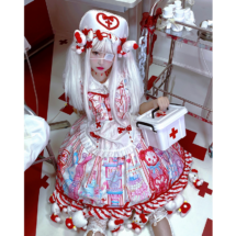 yami kawaii white lolita dress with kittys