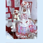 yami kawaii white lolita dress with kittys